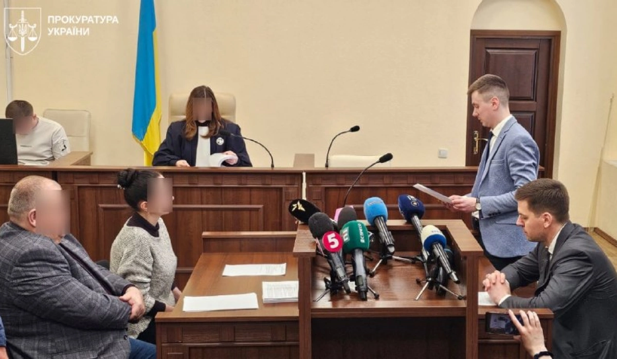 Суд у Києві арештував поліцейську у справі про теракт: деталі рішення